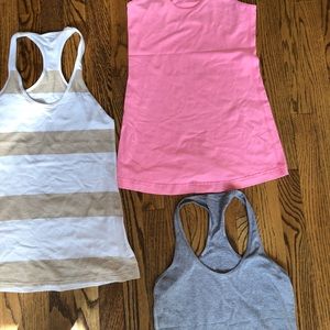 3 lululemon gently worn tanks sz 6